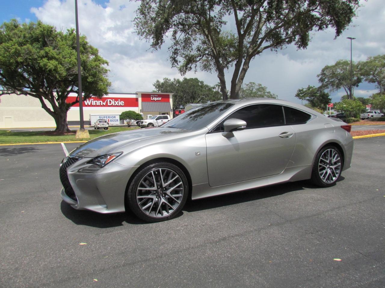 Lexus RC 200t  2016