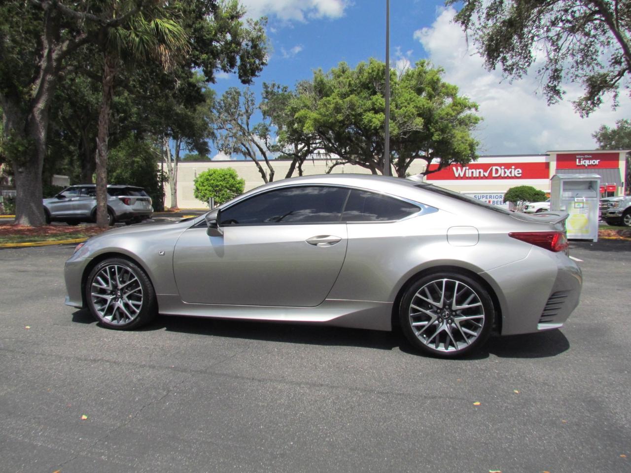 Lexus RC 200t  2016