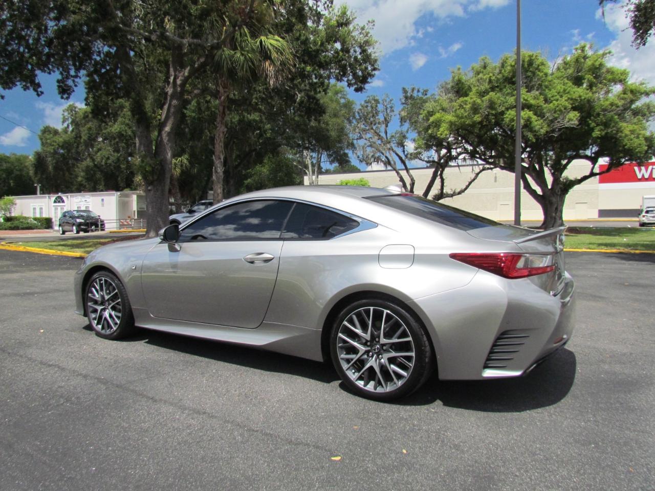 Lexus RC 200t  2016
