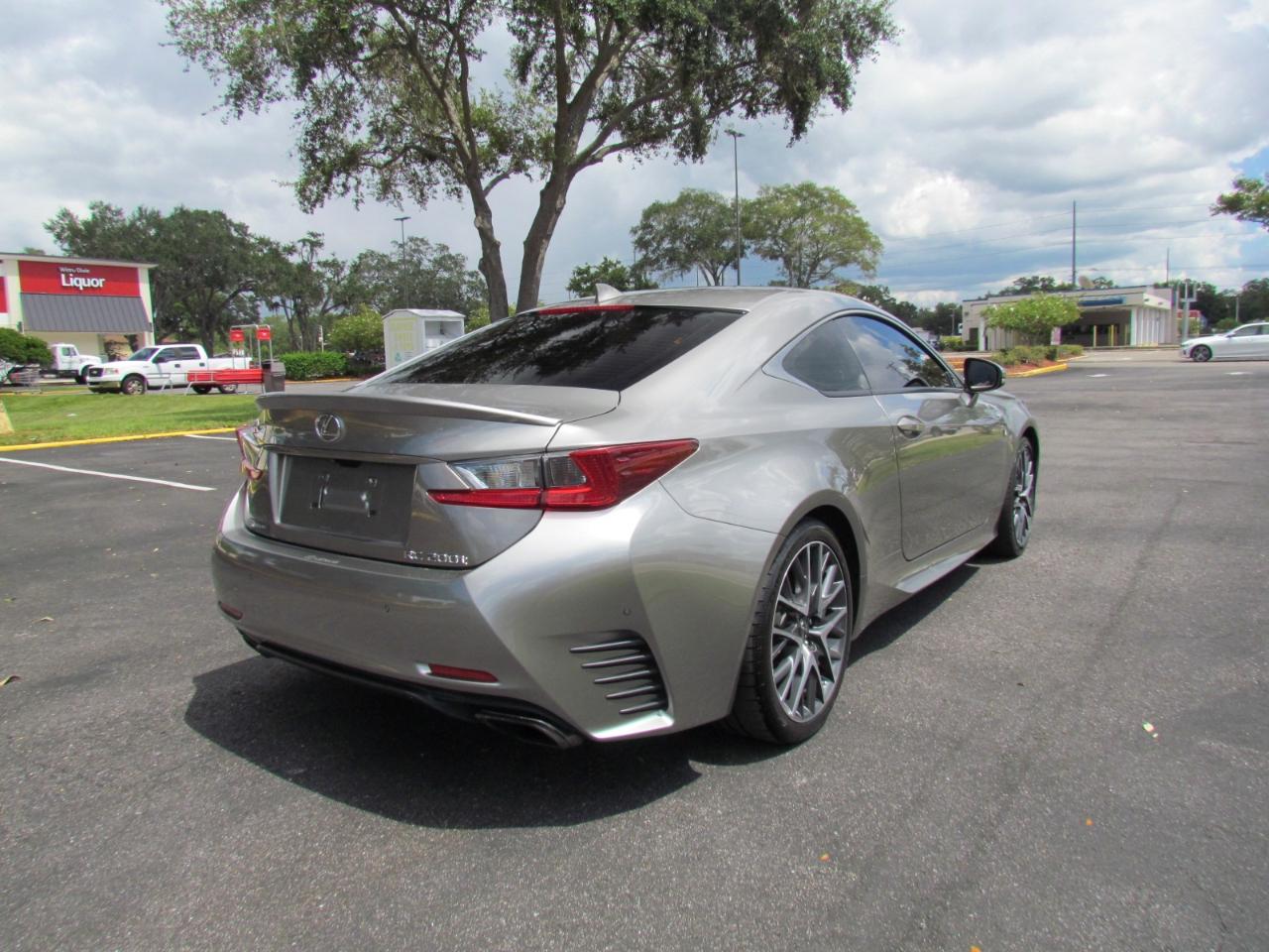 Lexus RC 200t  2016