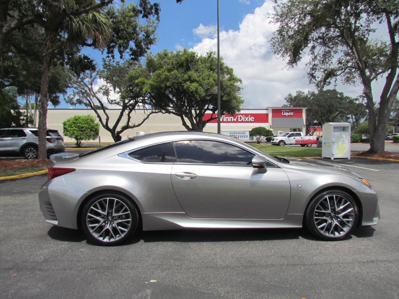 Lexus RC 200t  2016