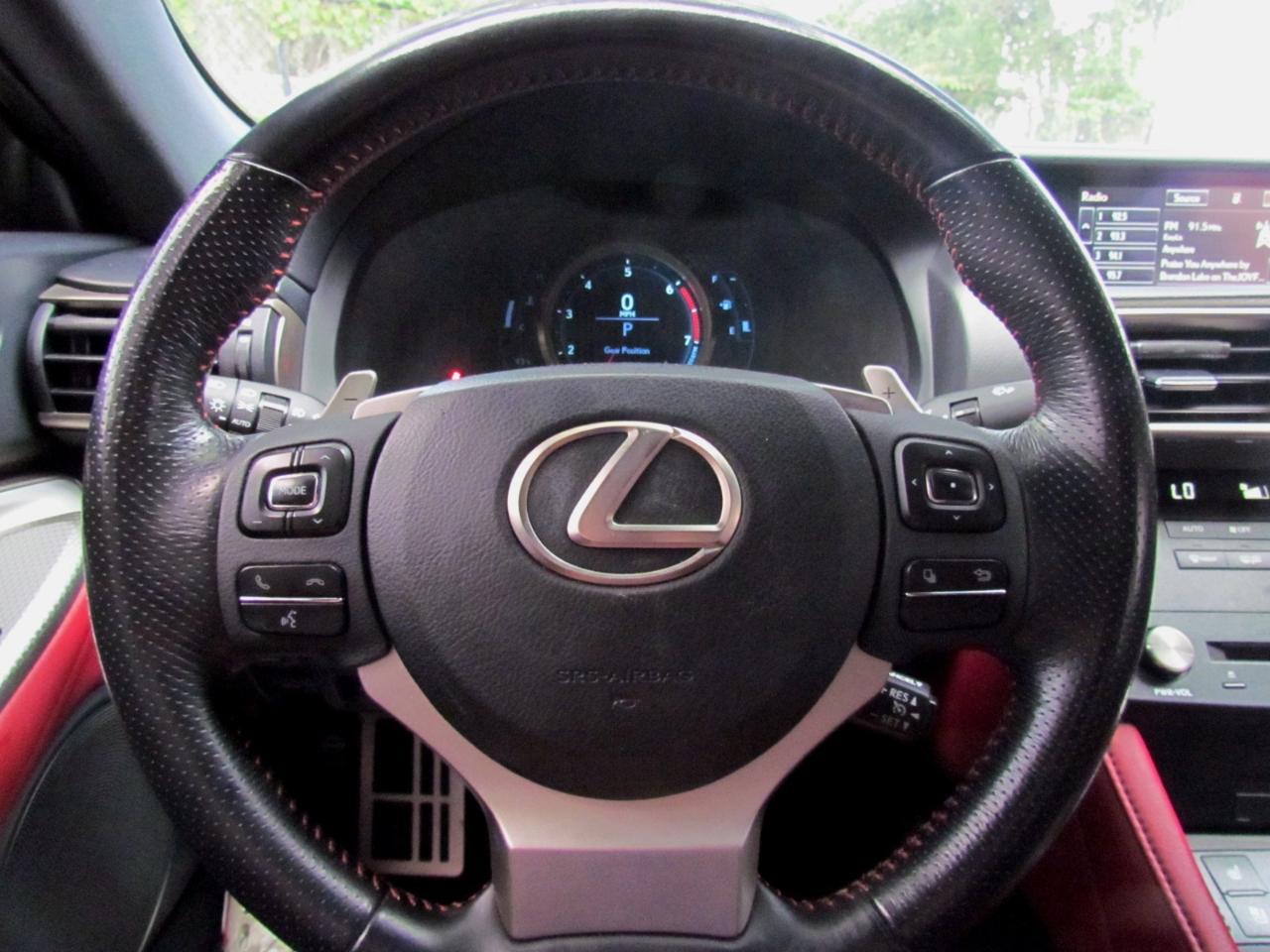 Lexus RC 200t  2016