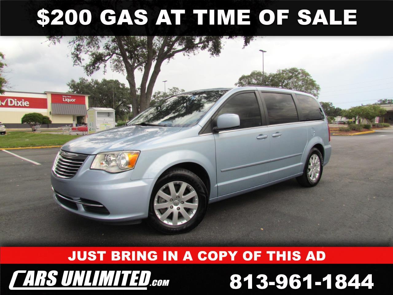 Chrysler Town & Country 4dr LX FWD 2016