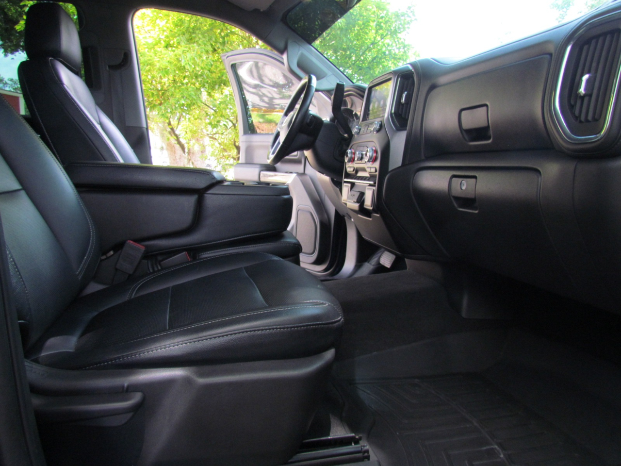 GMC Sierra 1500 SLE Crew Cab Short Box 4WD 2020