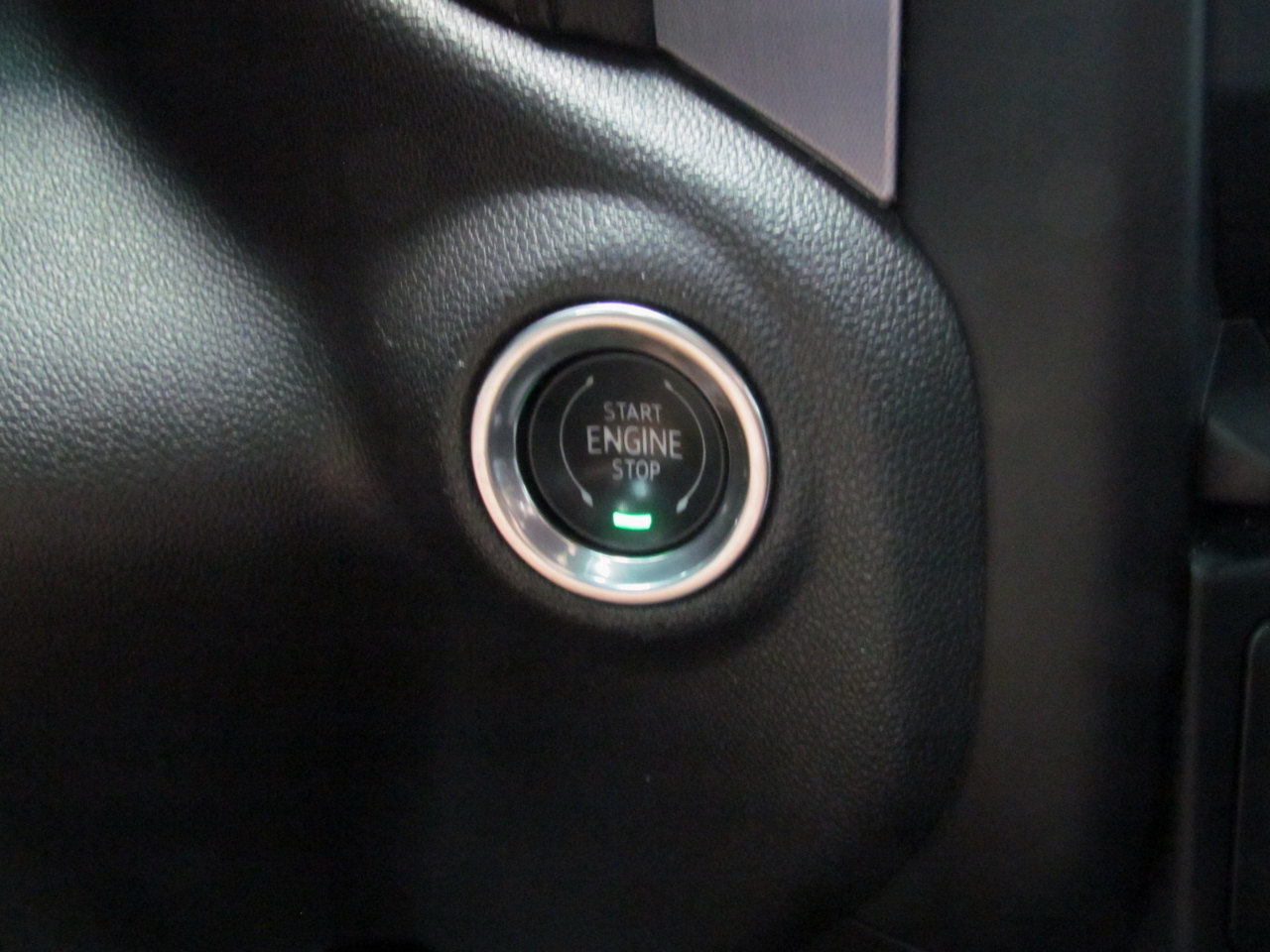 GMC Sierra 1500 SLE Crew Cab Short Box 4WD 2020