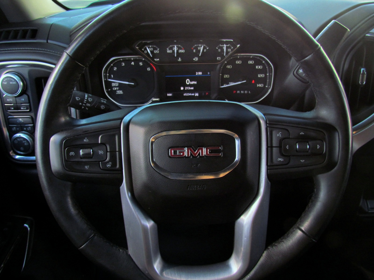 GMC Sierra 1500 SLE Crew Cab Short Box 4WD 2020