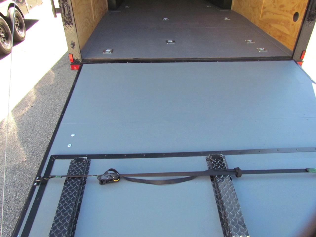 Trailer Enclosed Trailer  2026