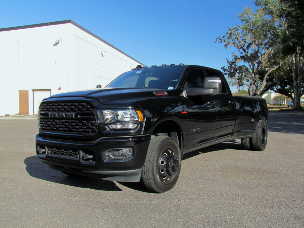 RAM 3500 Big Horn Crew Cab LWB 4WD DRW 2024