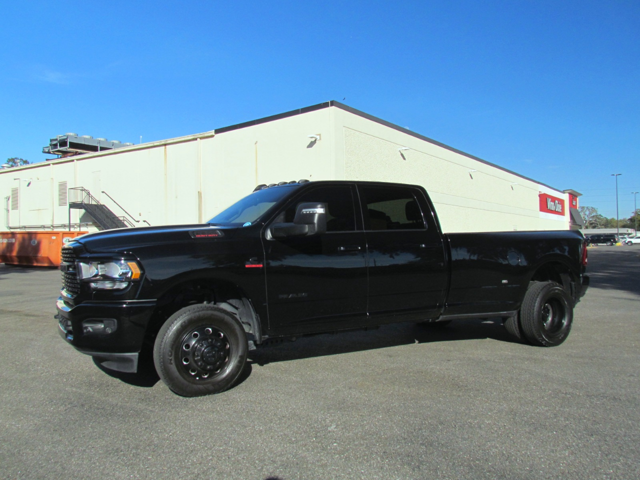 RAM 3500 Big Horn Crew Cab LWB 4WD DRW 2024
