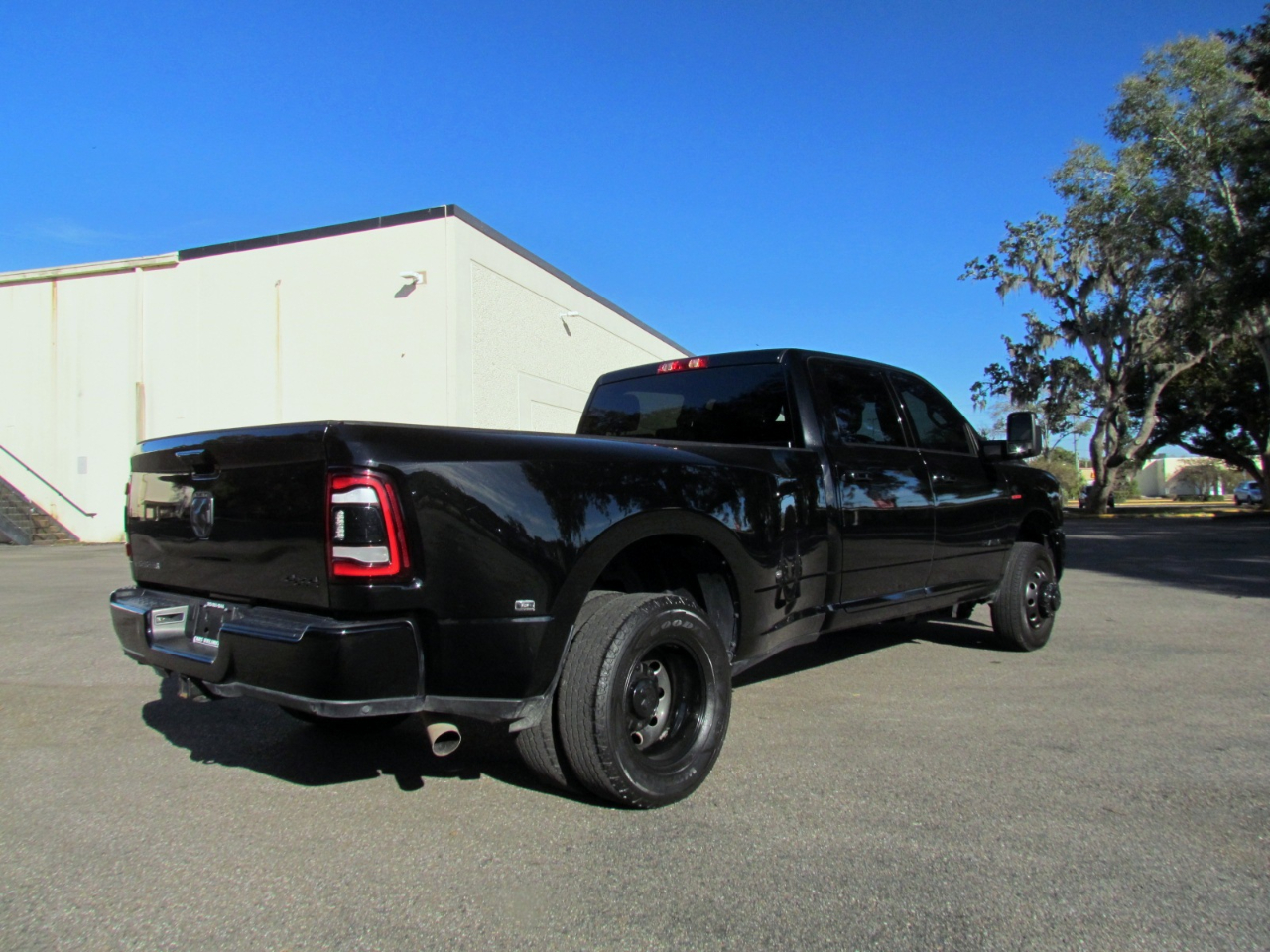 RAM 3500 Big Horn Crew Cab LWB 4WD DRW 2024