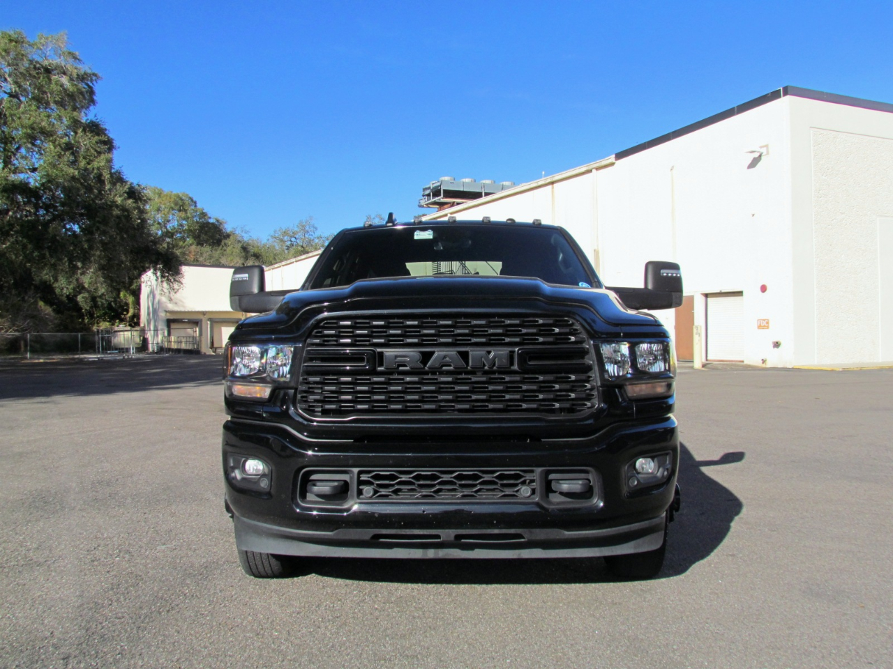 RAM 3500 Big Horn Crew Cab LWB 4WD DRW 2024