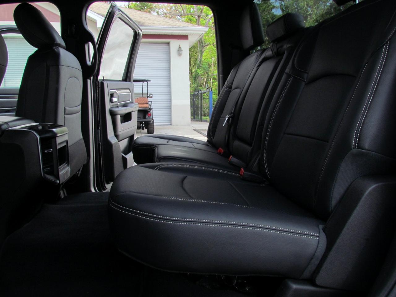 RAM 3500 Big Horn Crew Cab LWB 4WD DRW 2024