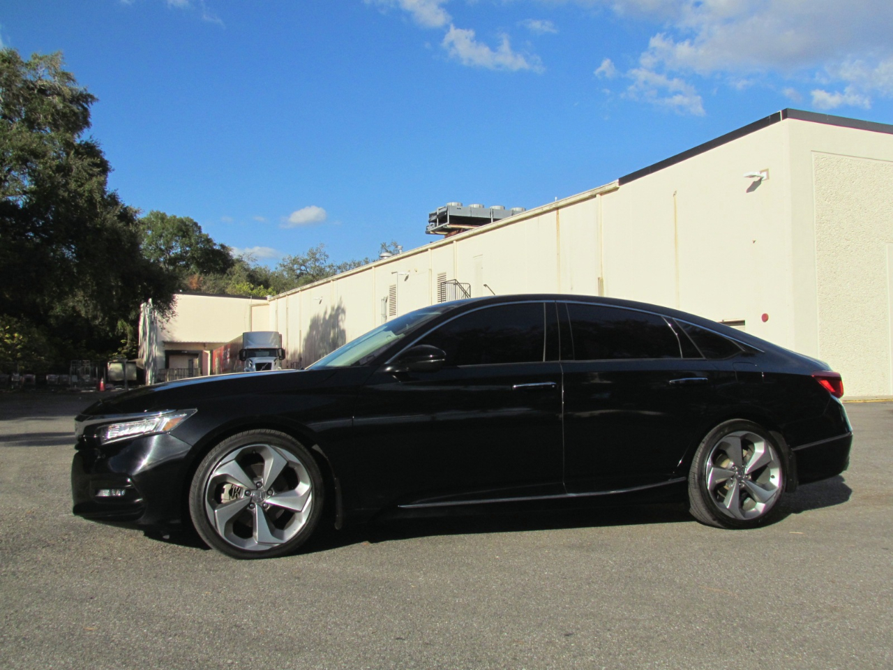 Honda Accord Touring 2.0T 10A 2018