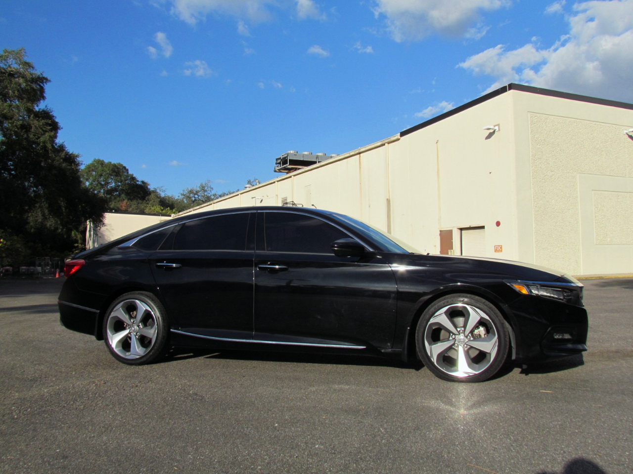 Honda Accord Touring 2.0T 10A 2018