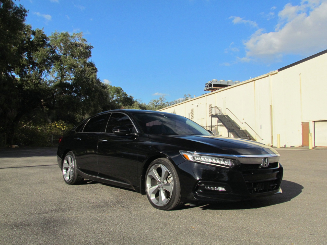 Honda Accord Touring 2.0T 10A 2018