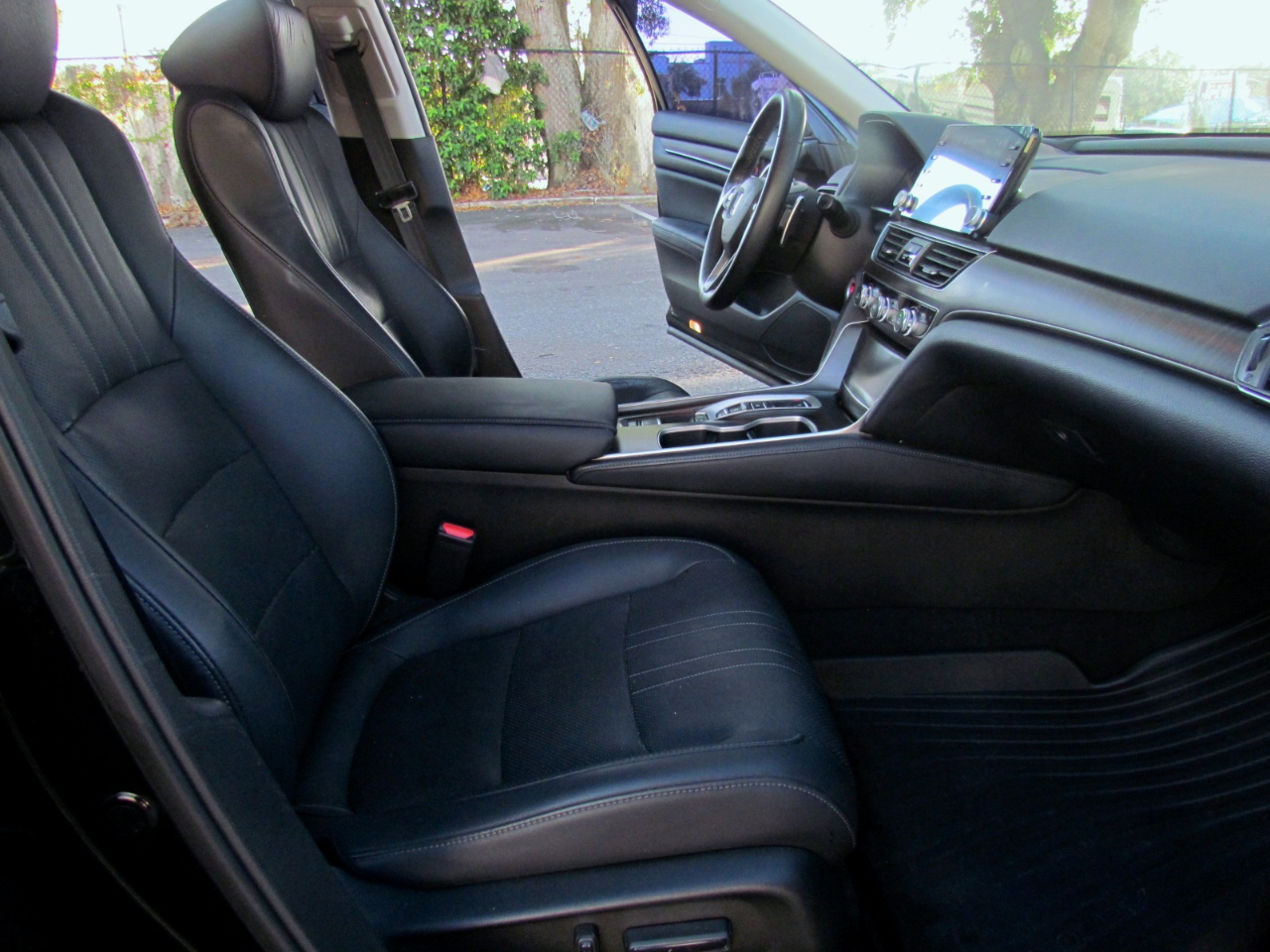 Honda Accord Touring 2.0T 10A 2018