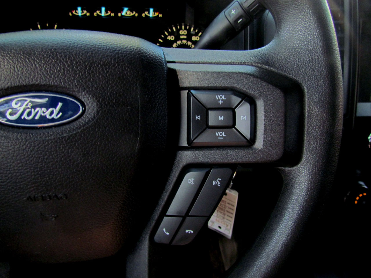 Ford F-150 STX SuperCab 5.5-ft Box 4WD 2019