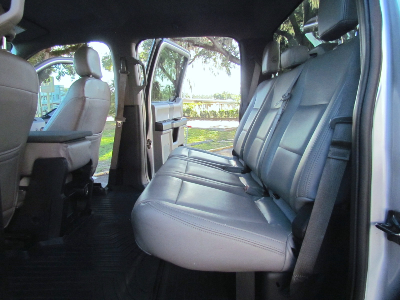 Ford F-250 SD XLT Crew Cab 4WD 2018