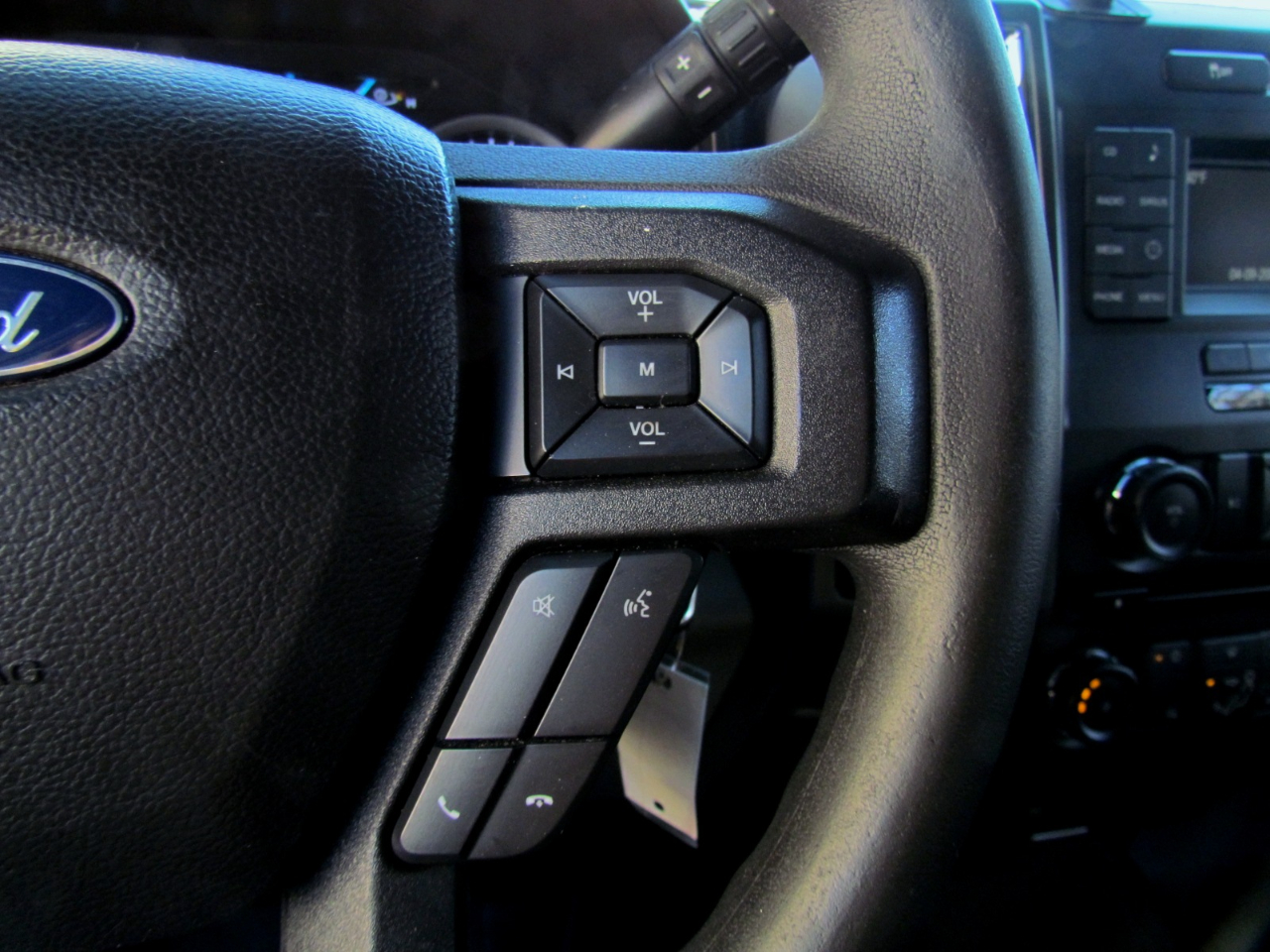 Ford F-250 SD XLT Crew Cab 4WD 2018