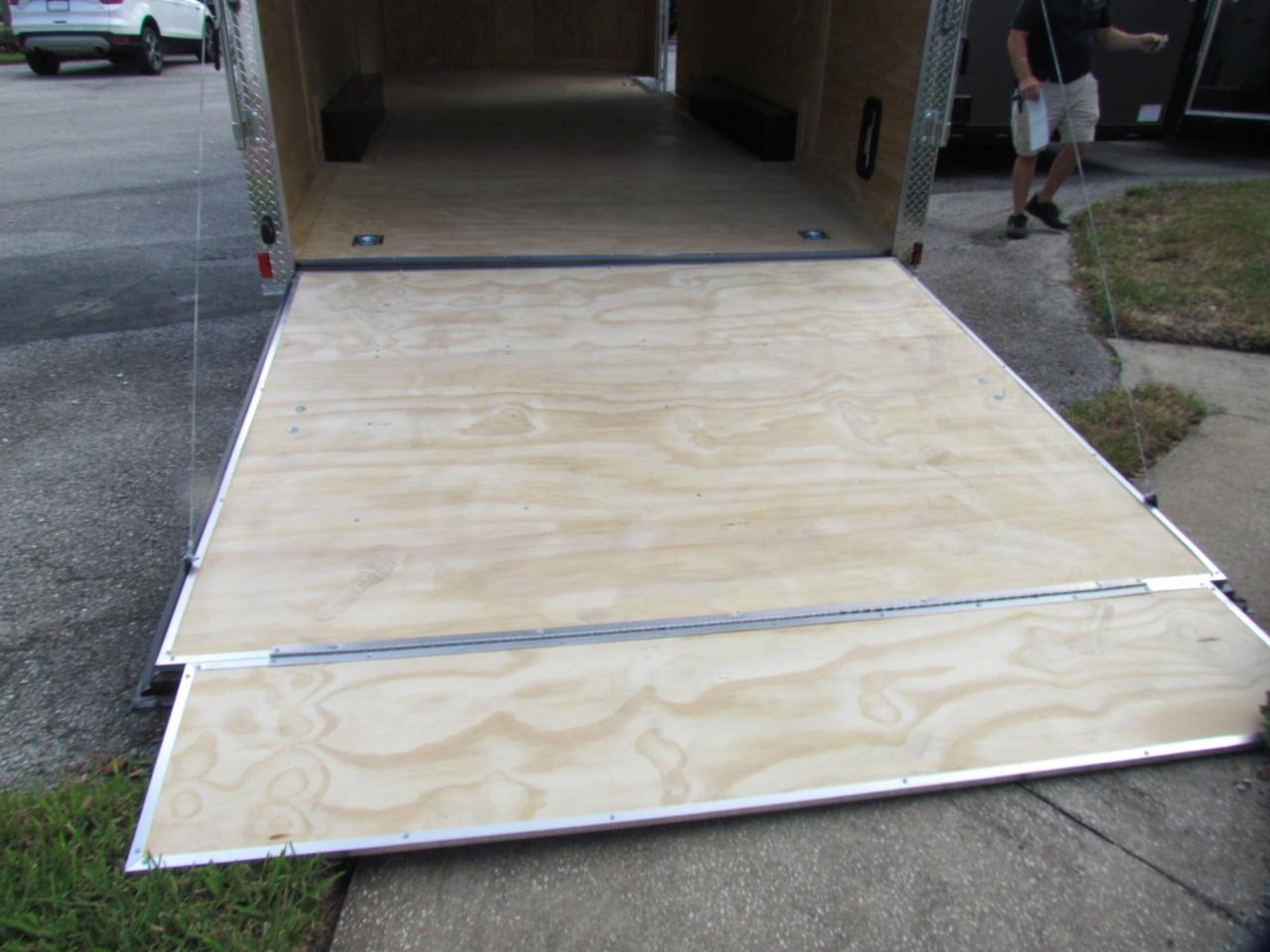Trailer Enclosed Trailer  2026
