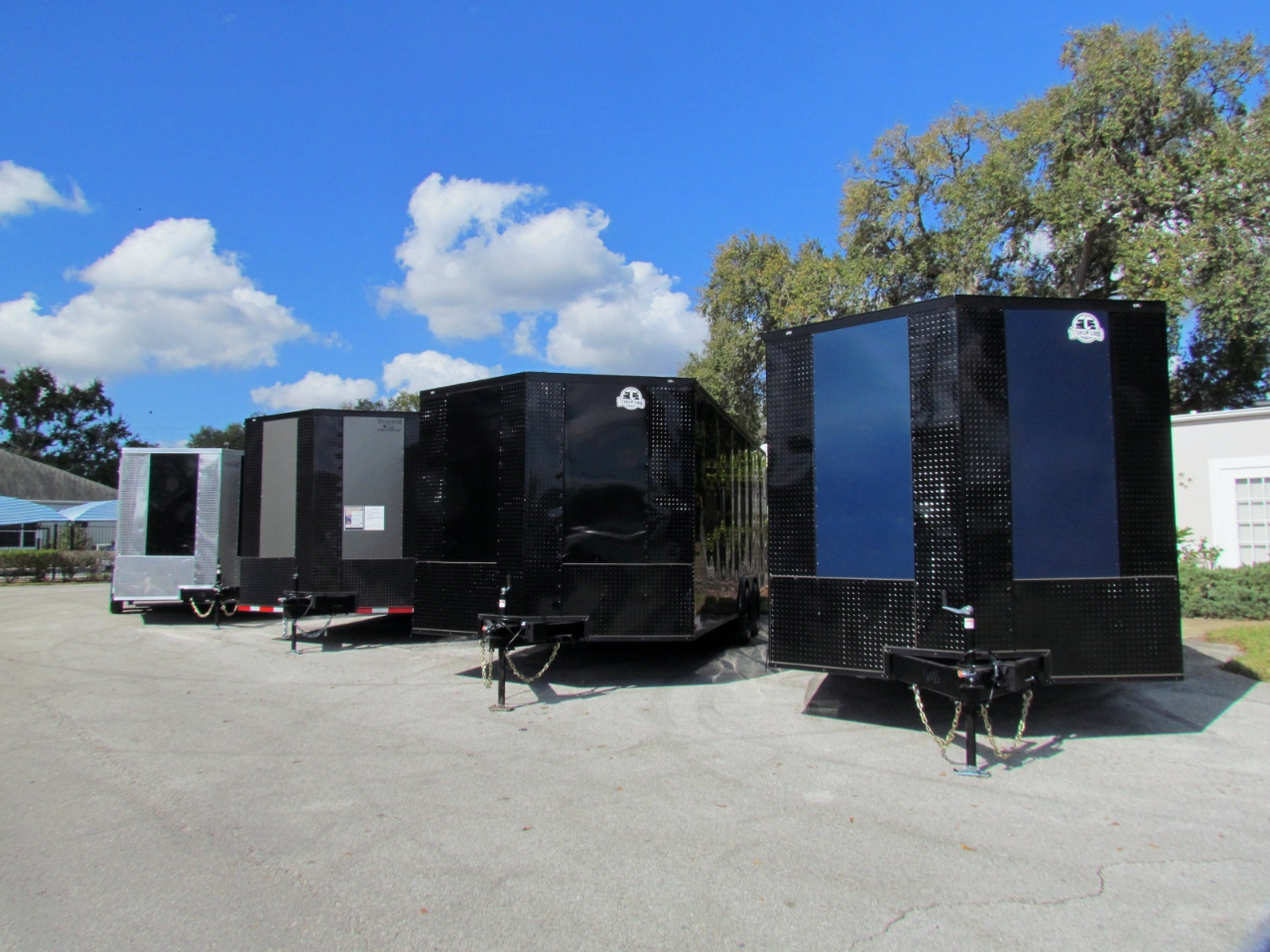 Trailer Enclosed Trailer  2026