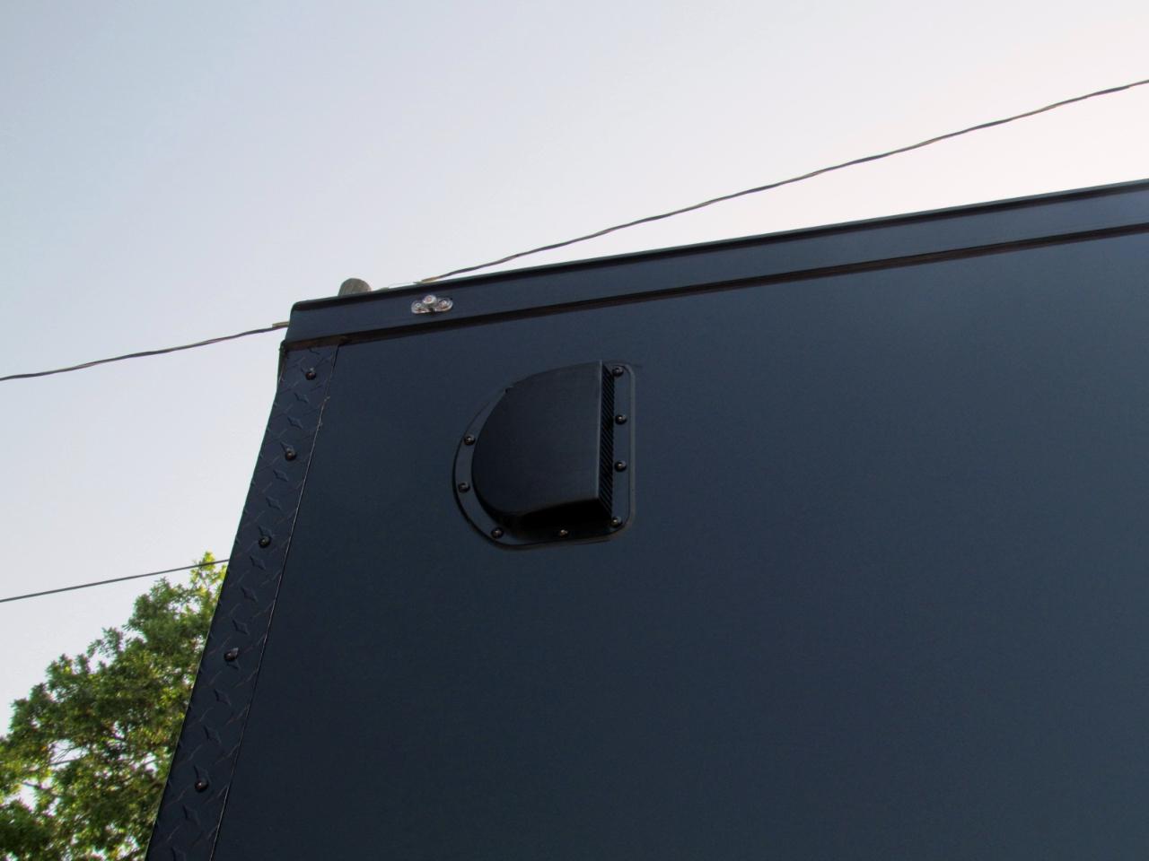 Trailer Enclosed Trailer  2026