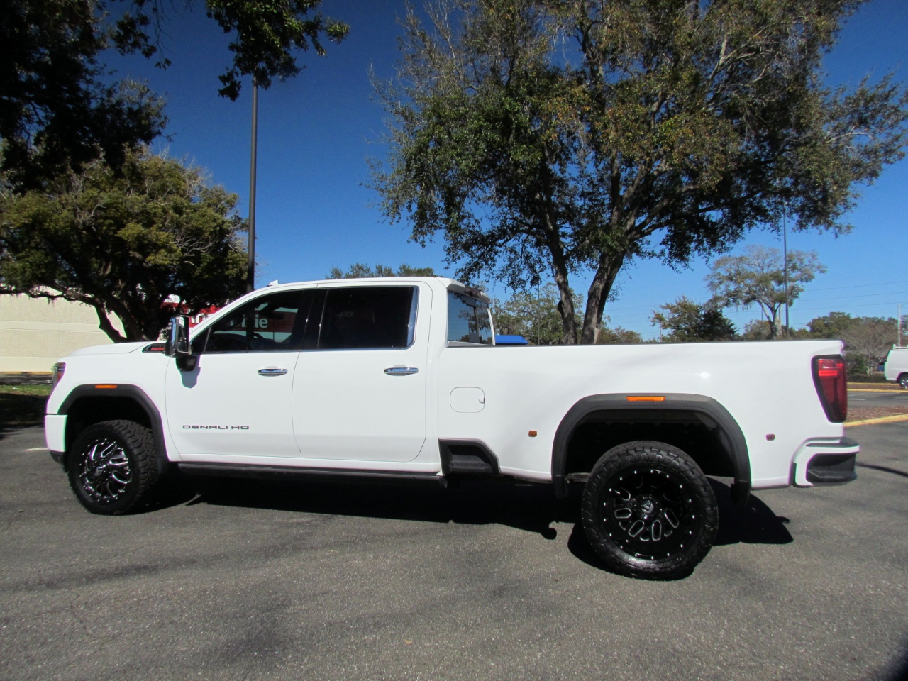 GMC Sierra 3500HD Denali Crew Cab Long Box 4WD 2021