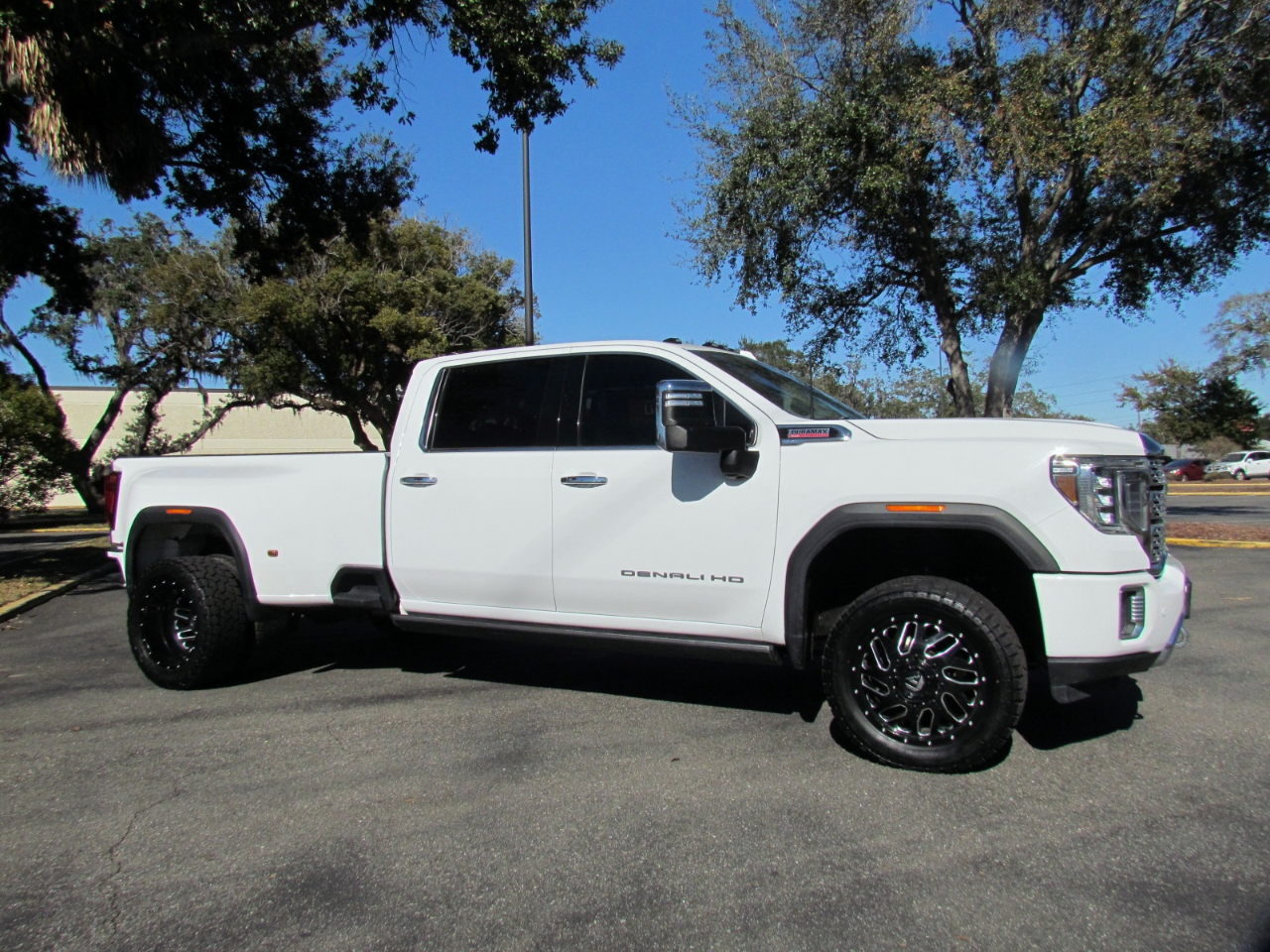 GMC Sierra 3500HD Denali Crew Cab Long Box 4WD 2021