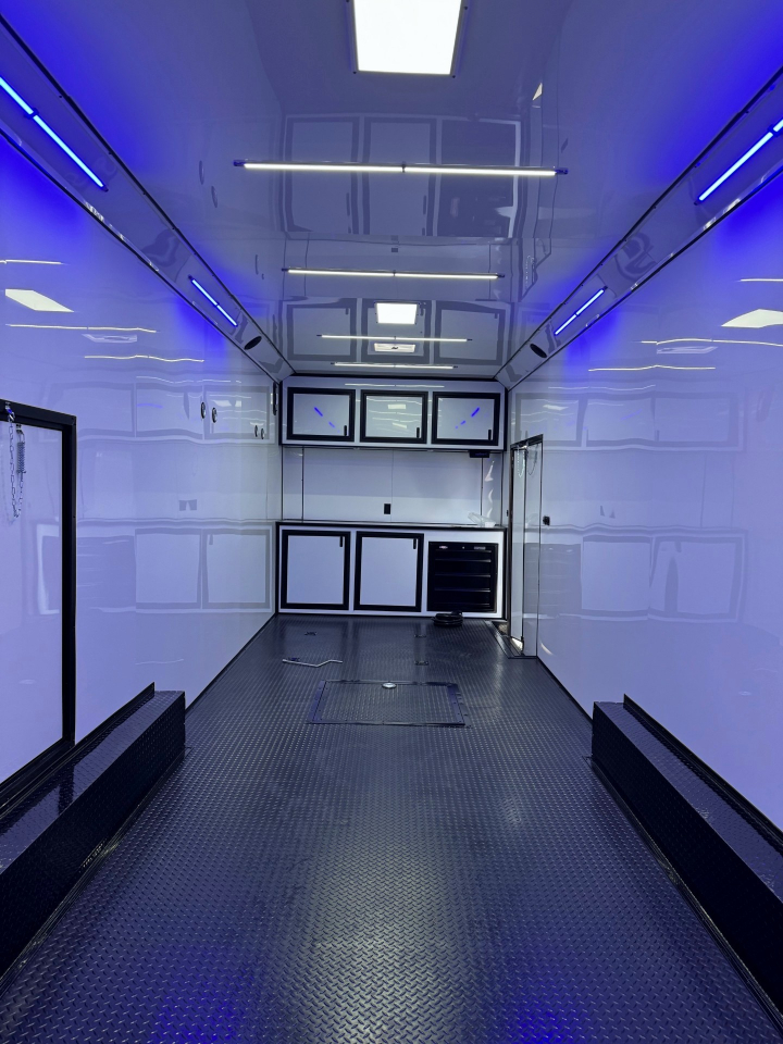 Trailer Enclosed Trailer  2026