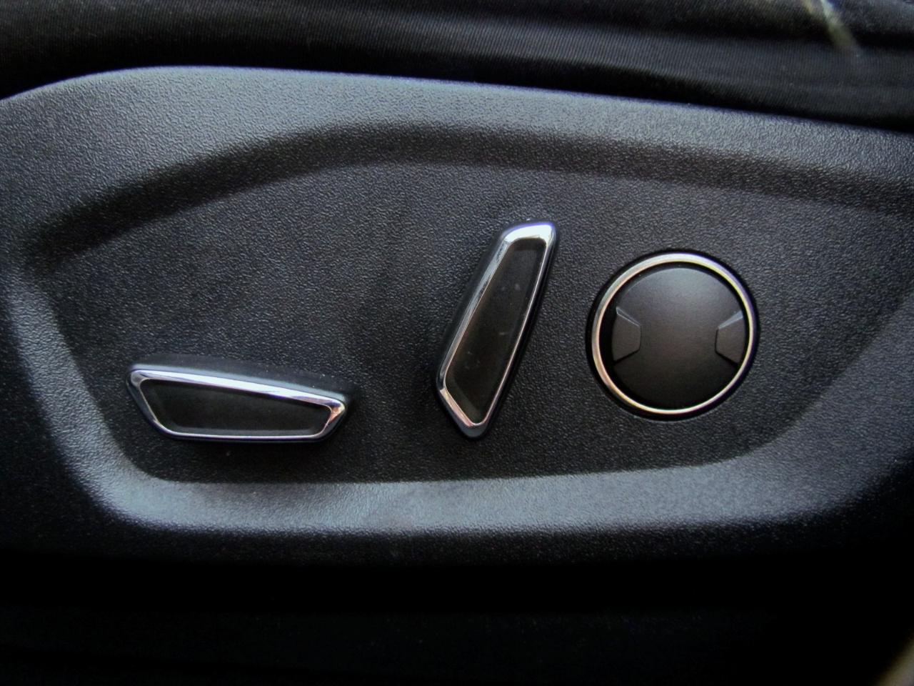 Ford Edge SEL 4D SUV FWD 2016