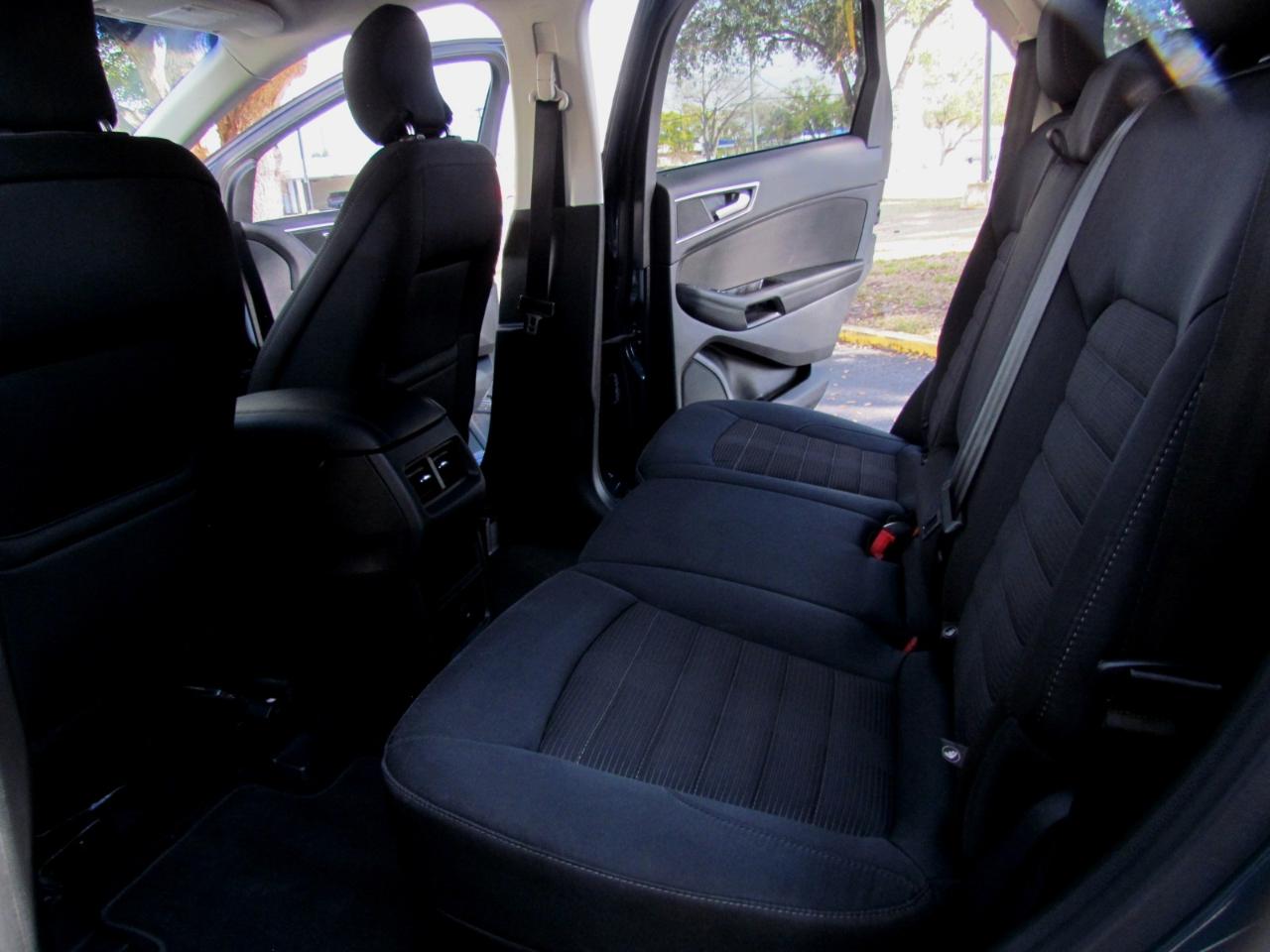 Ford Edge SEL 4D SUV FWD 2016