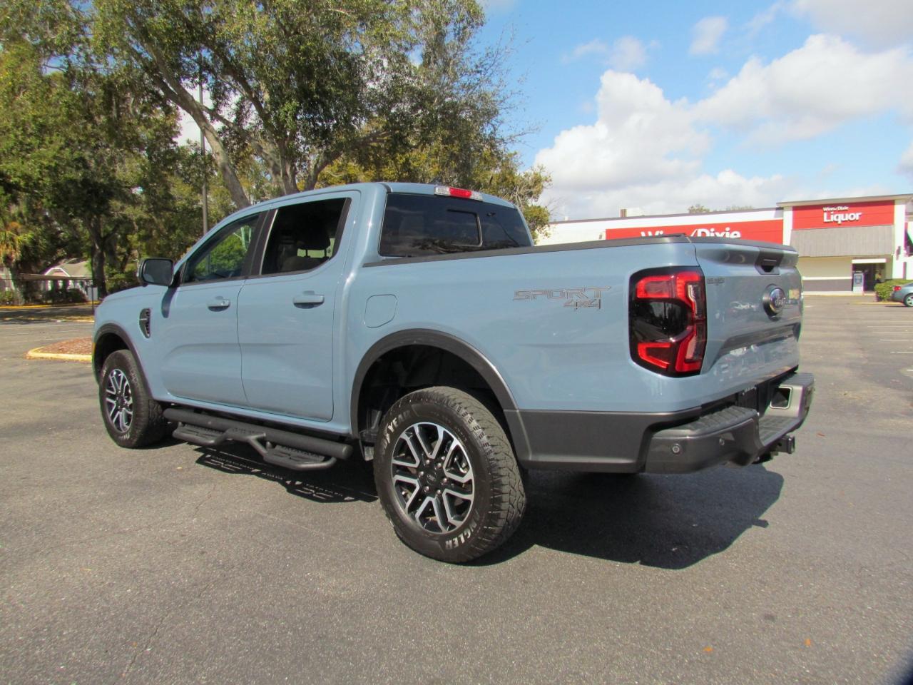 Ford Ranger Lariat SuperCrew 4WD 2024