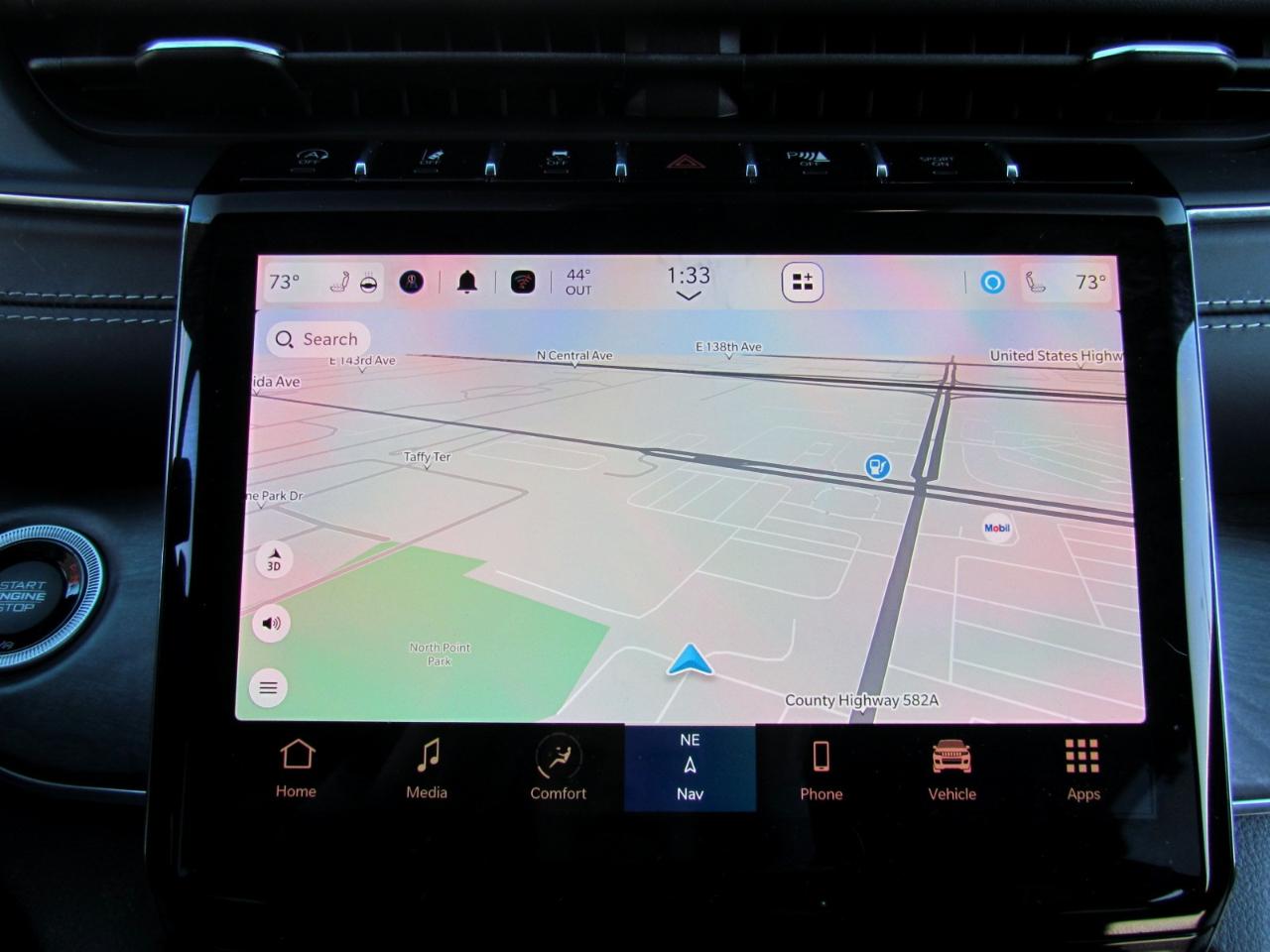 Jeep Grand Cherokee Overland 4D SUV RWD 2023