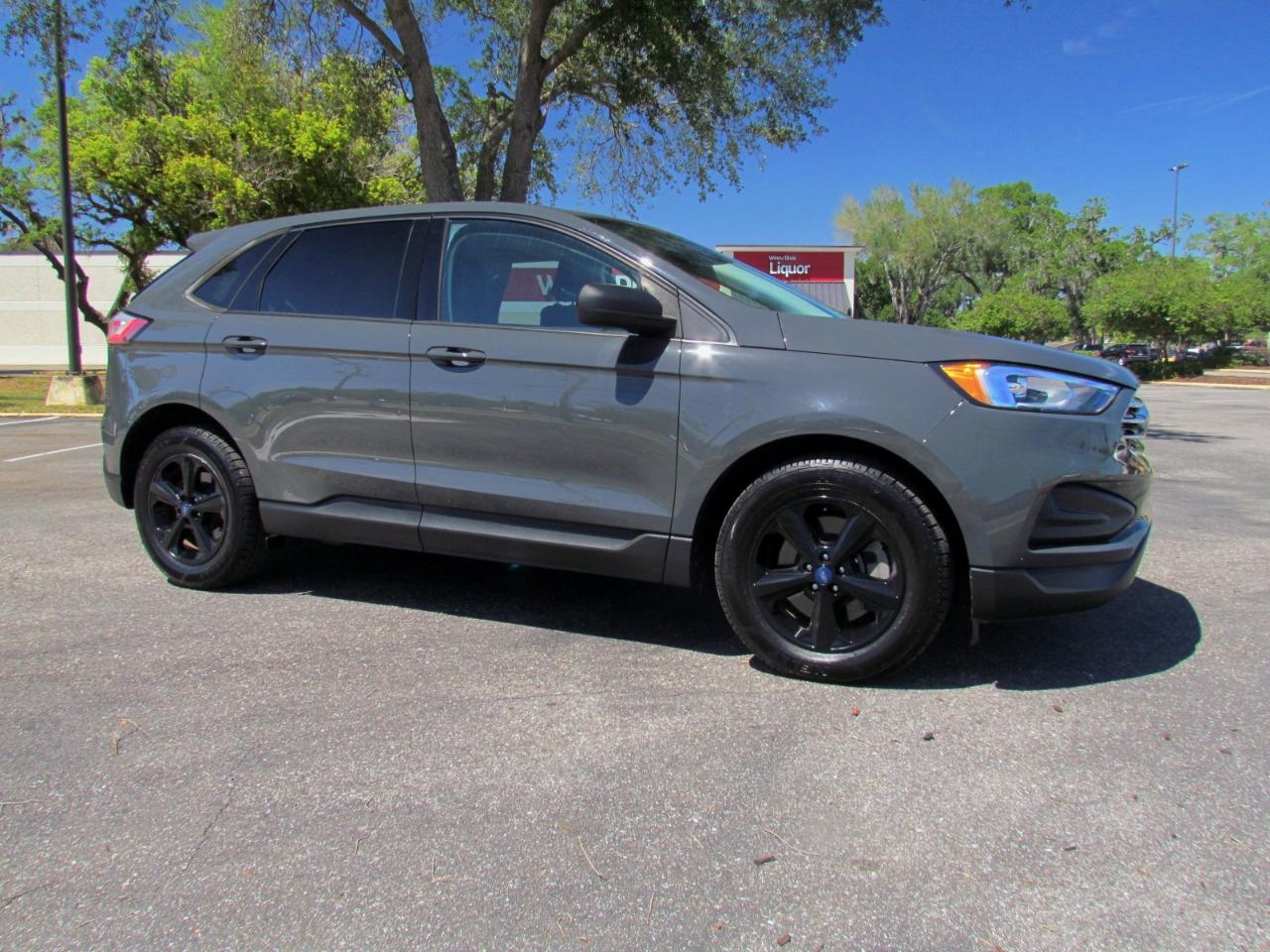 Ford Edge SE 4D SUV FWD 2021