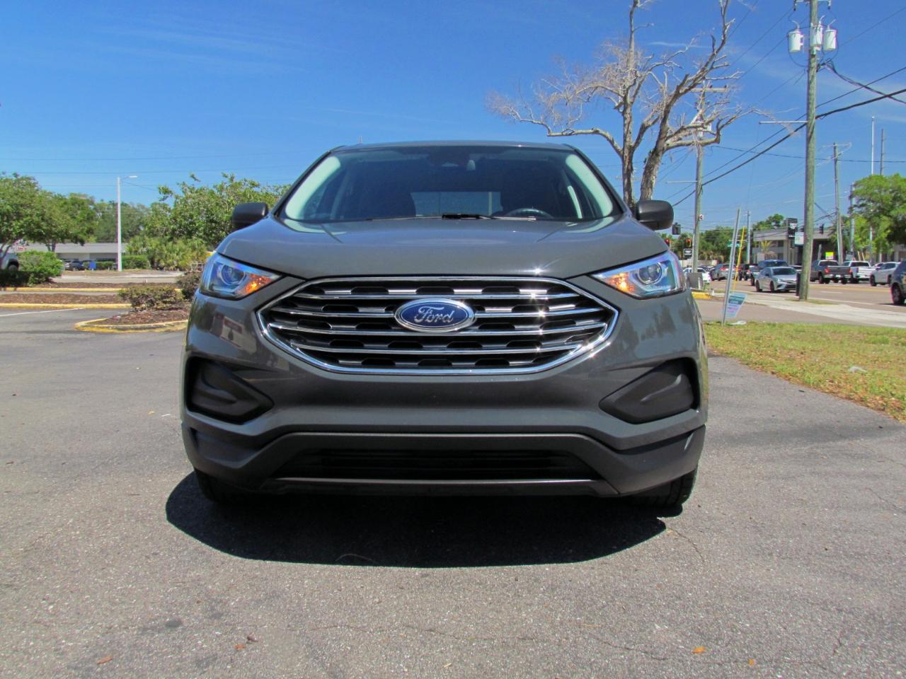 Ford Edge SE 4D SUV FWD 2021