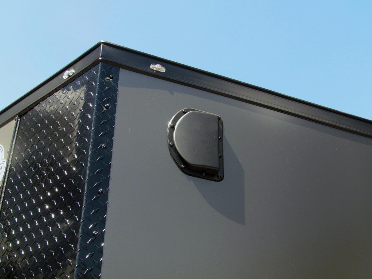 Trailer Enclosed Trailer  2027