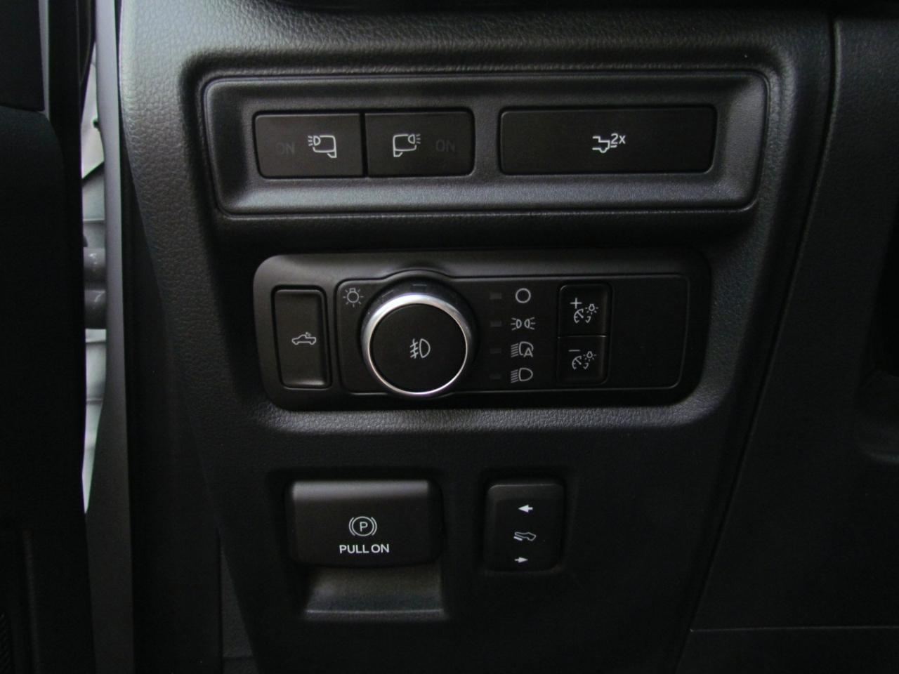 Ford F-150 XLT SuperCrew 5.5-ft. Bed 4WD 2023