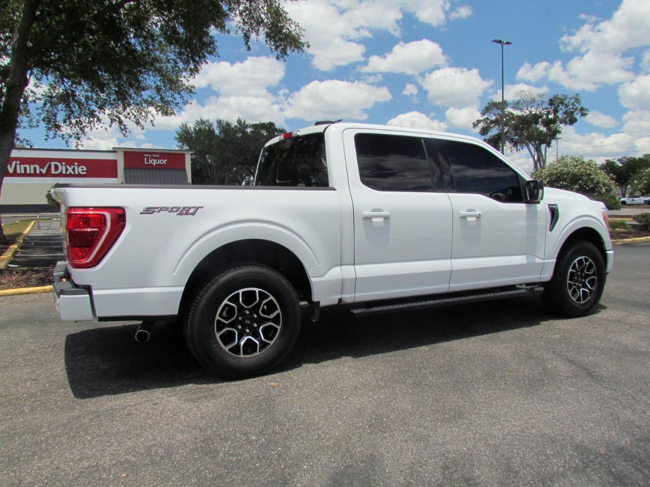 Ford F-150 XLT SuperCrew 5.5-ft. Bed 4WD 2023