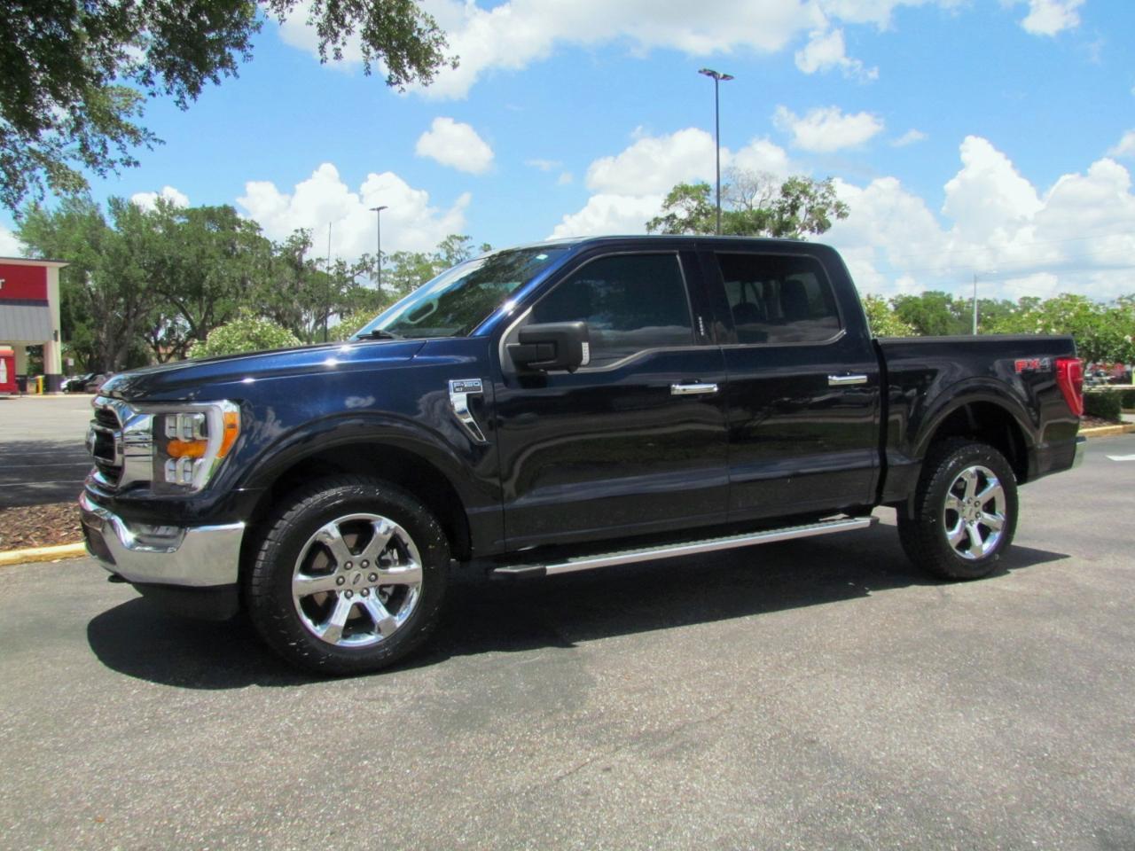 Ford F-150 XLT SuperCrew 5.5-ft. Bed 4WD 2023