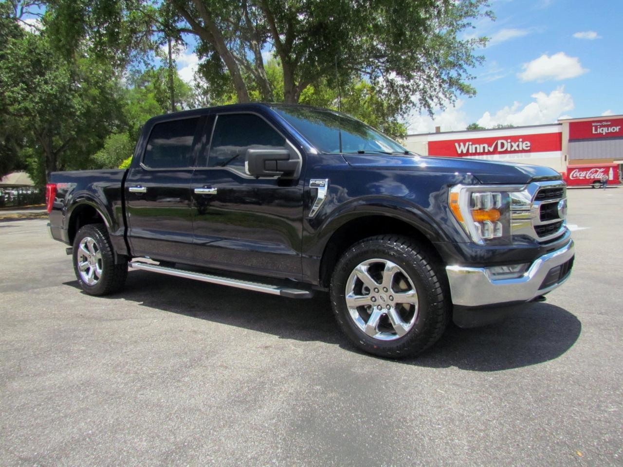 Ford F-150 XLT SuperCrew 5.5-ft. Bed 4WD 2023