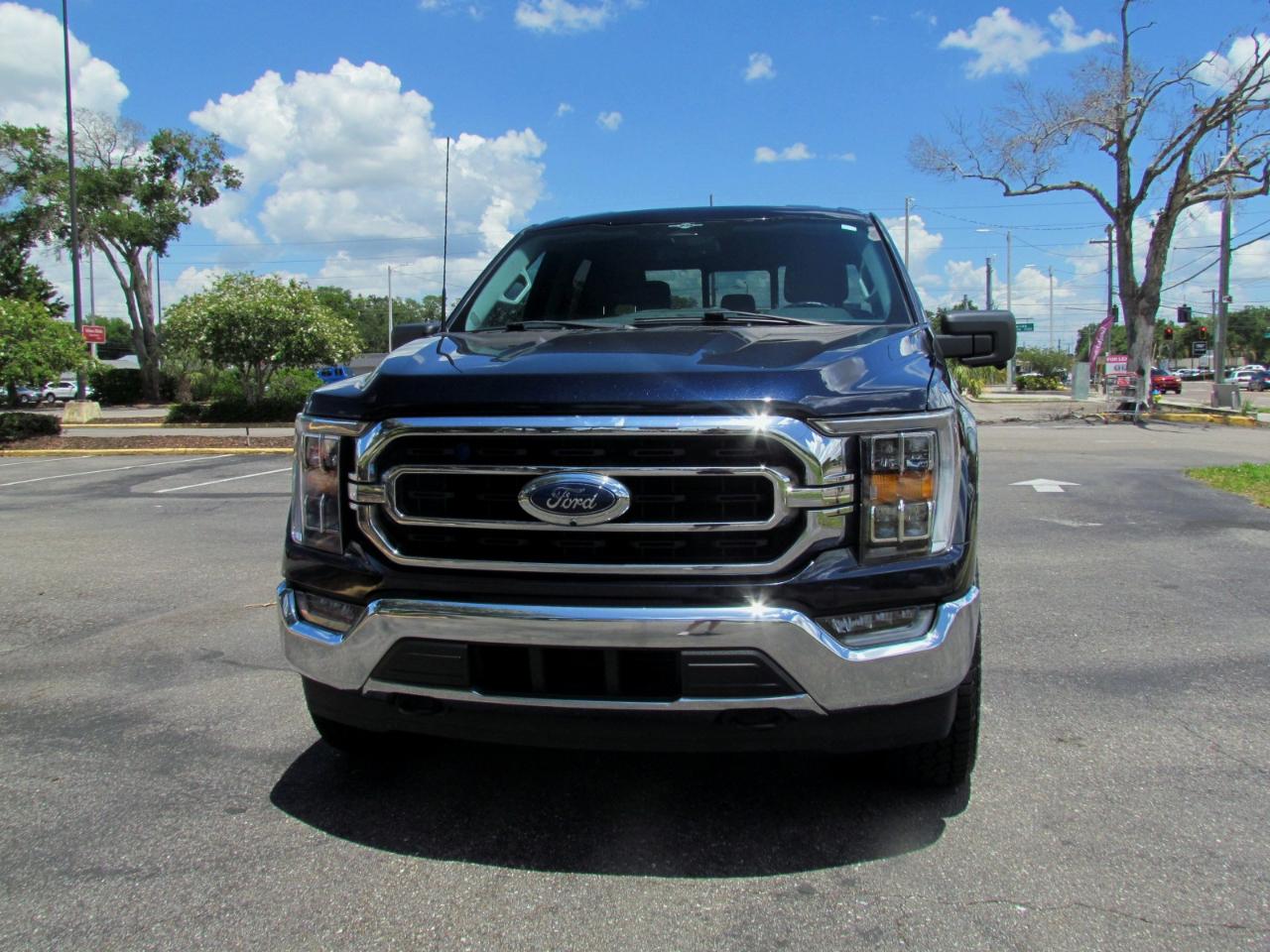 Ford F-150 XLT SuperCrew 5.5-ft. Bed 4WD 2023