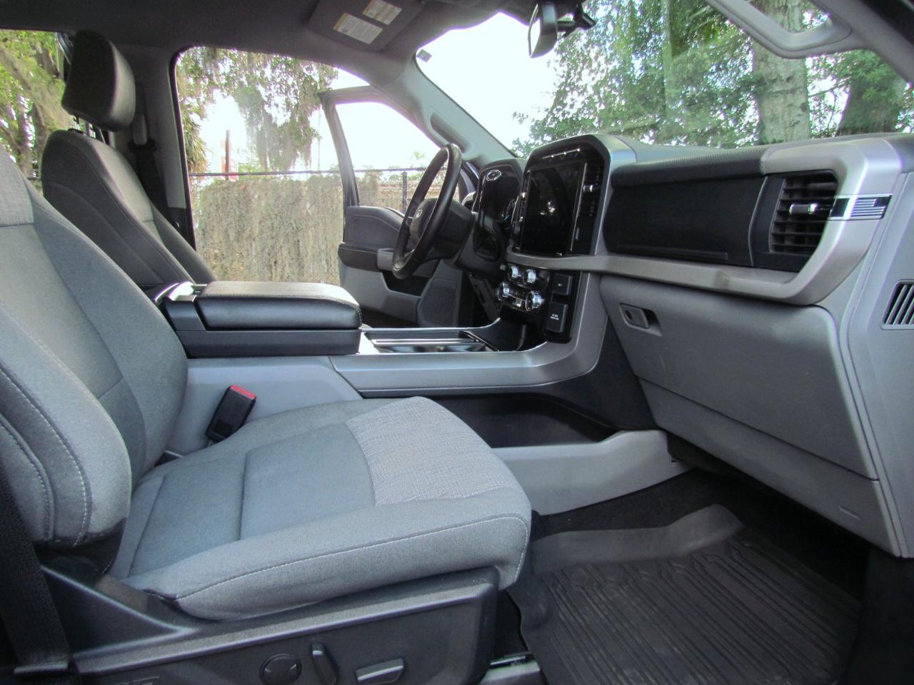 Ford F-150 XLT SuperCrew 5.5-ft. Bed 4WD 2023