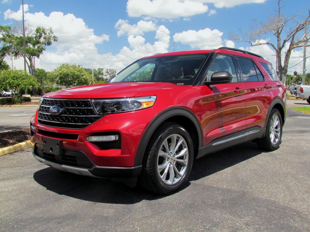 Ford Explorer XLT 4D SUV RWD 2020