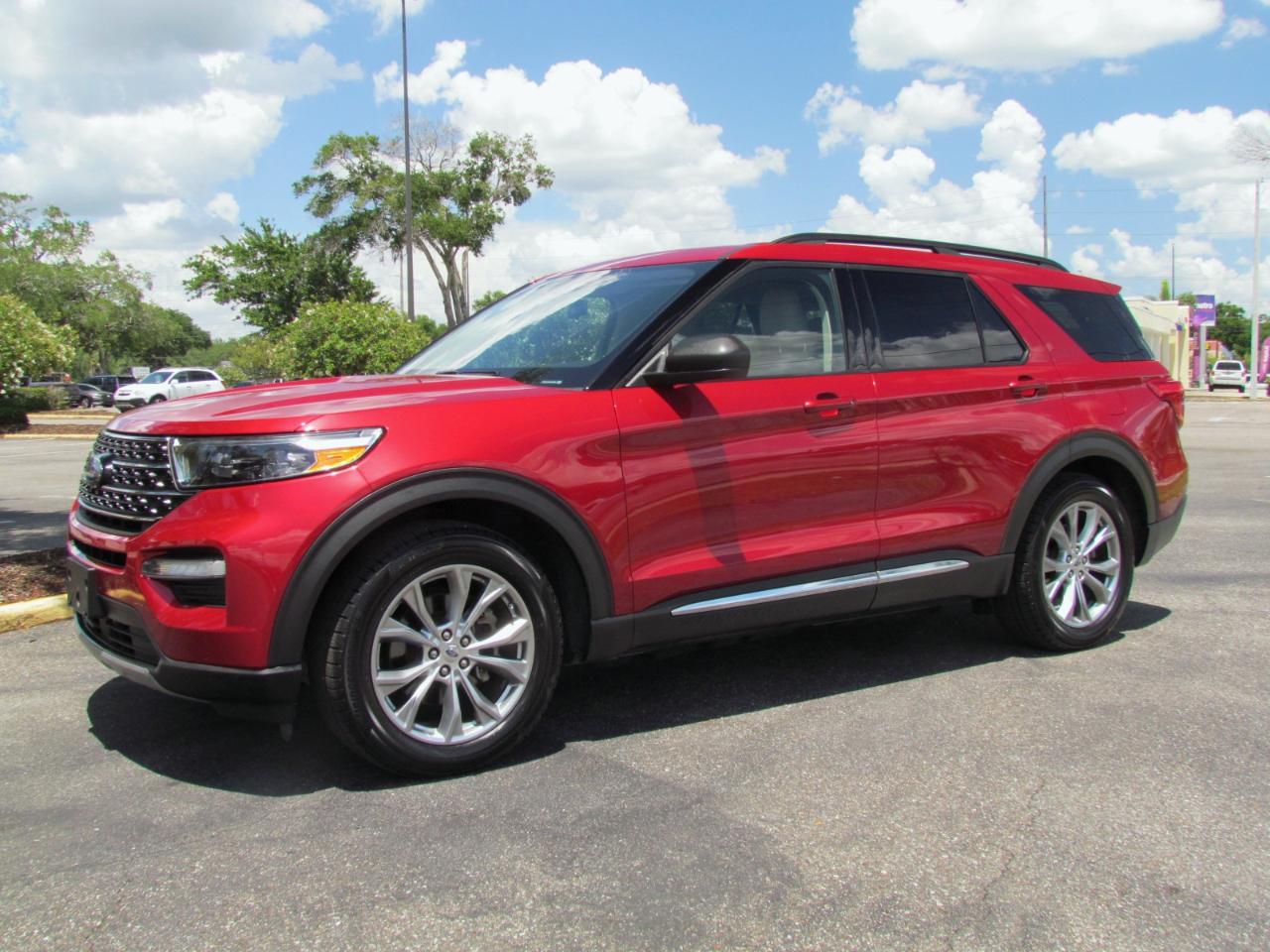 Ford Explorer XLT 4D SUV RWD 2020