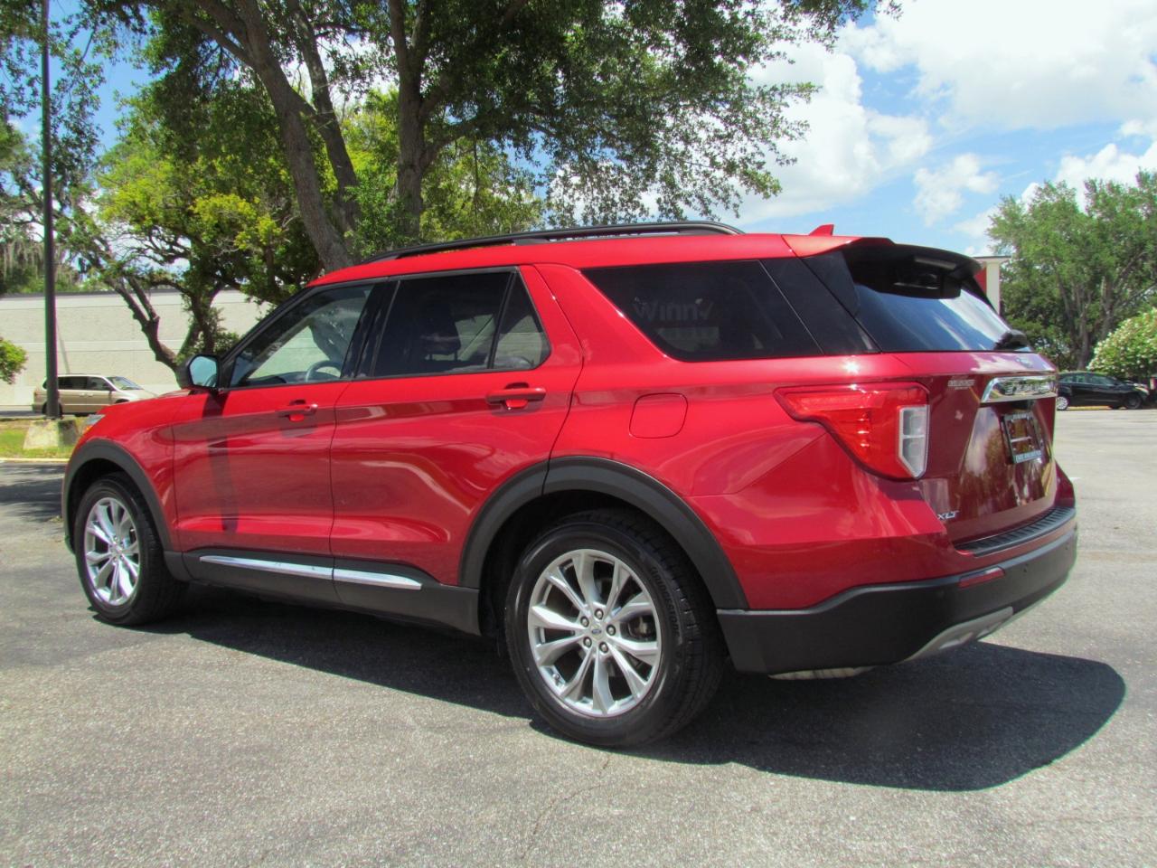 Ford Explorer XLT 4D SUV RWD 2020