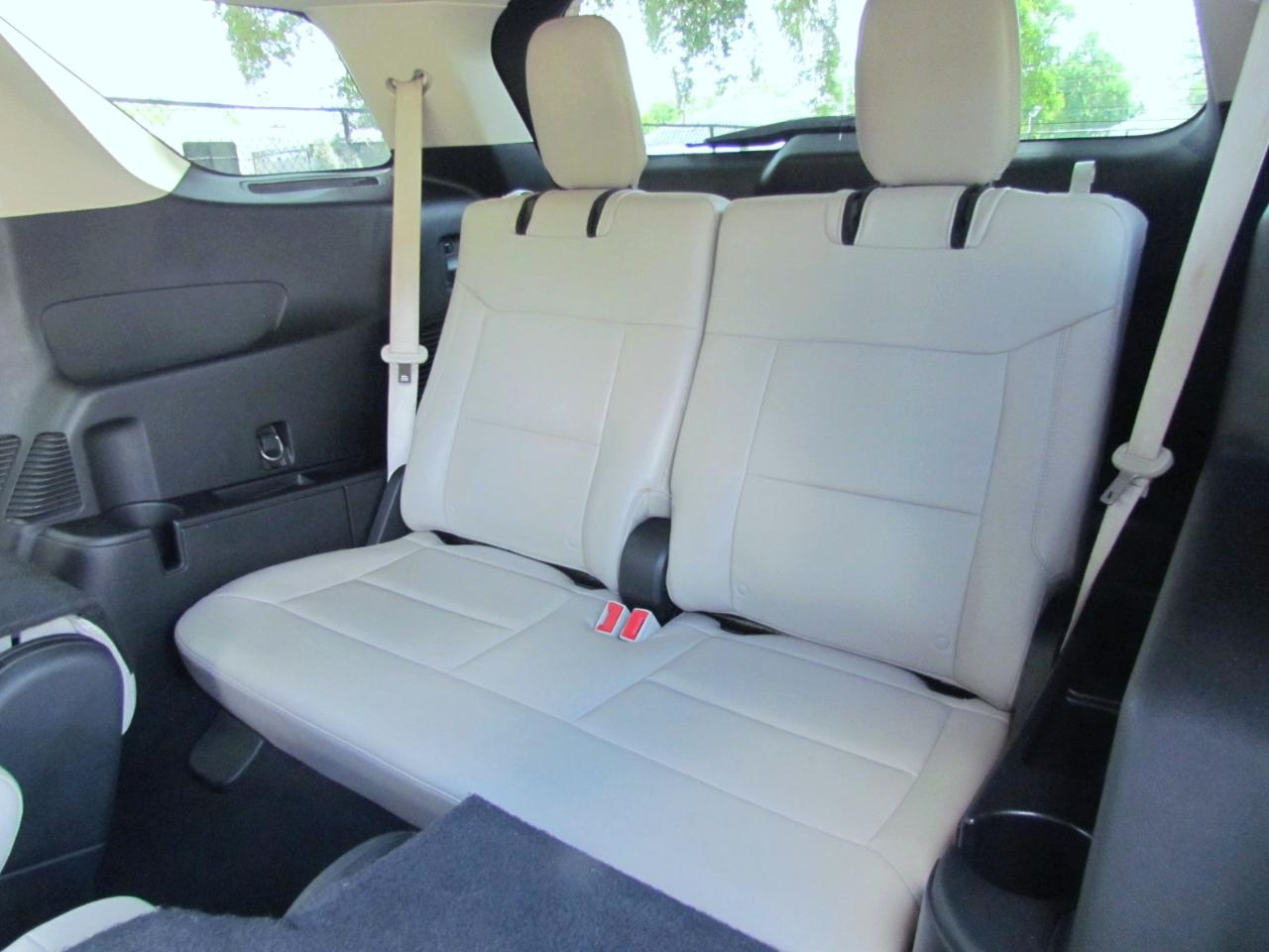 Ford Explorer XLT 4D SUV RWD 2020