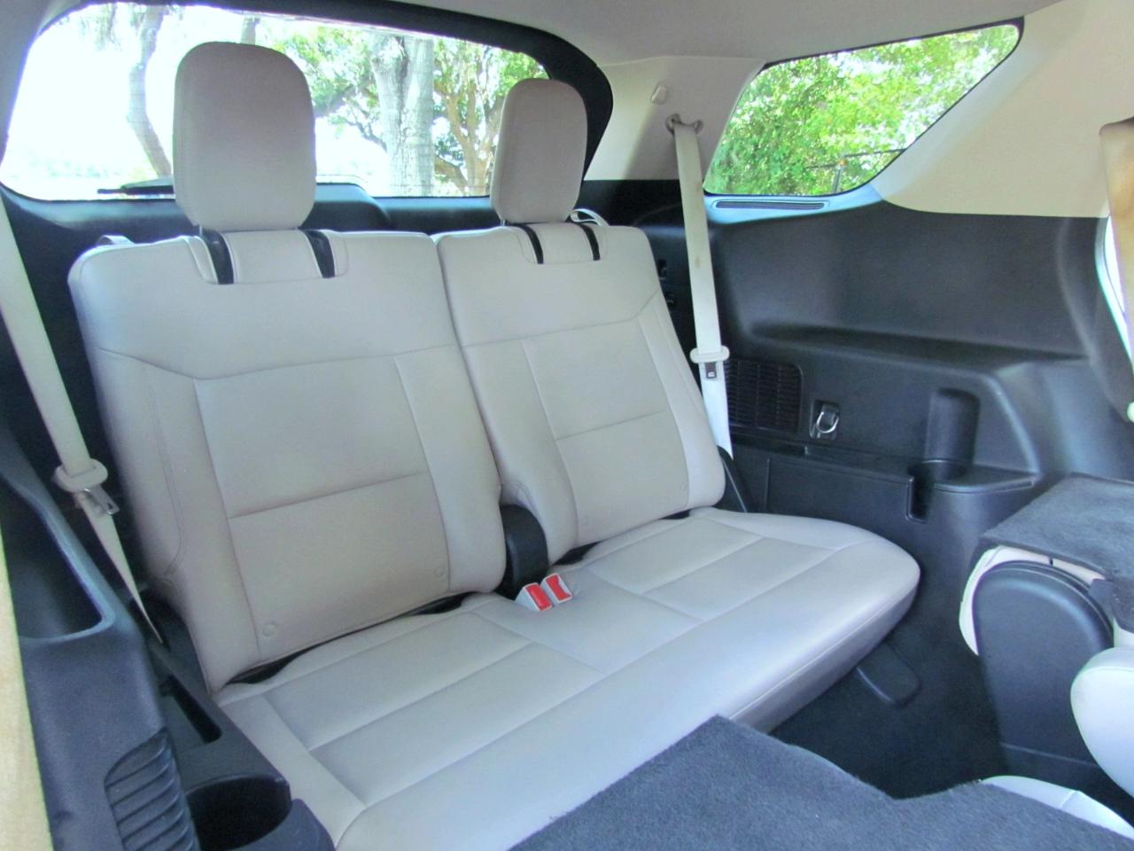 Ford Explorer XLT 4D SUV RWD 2020