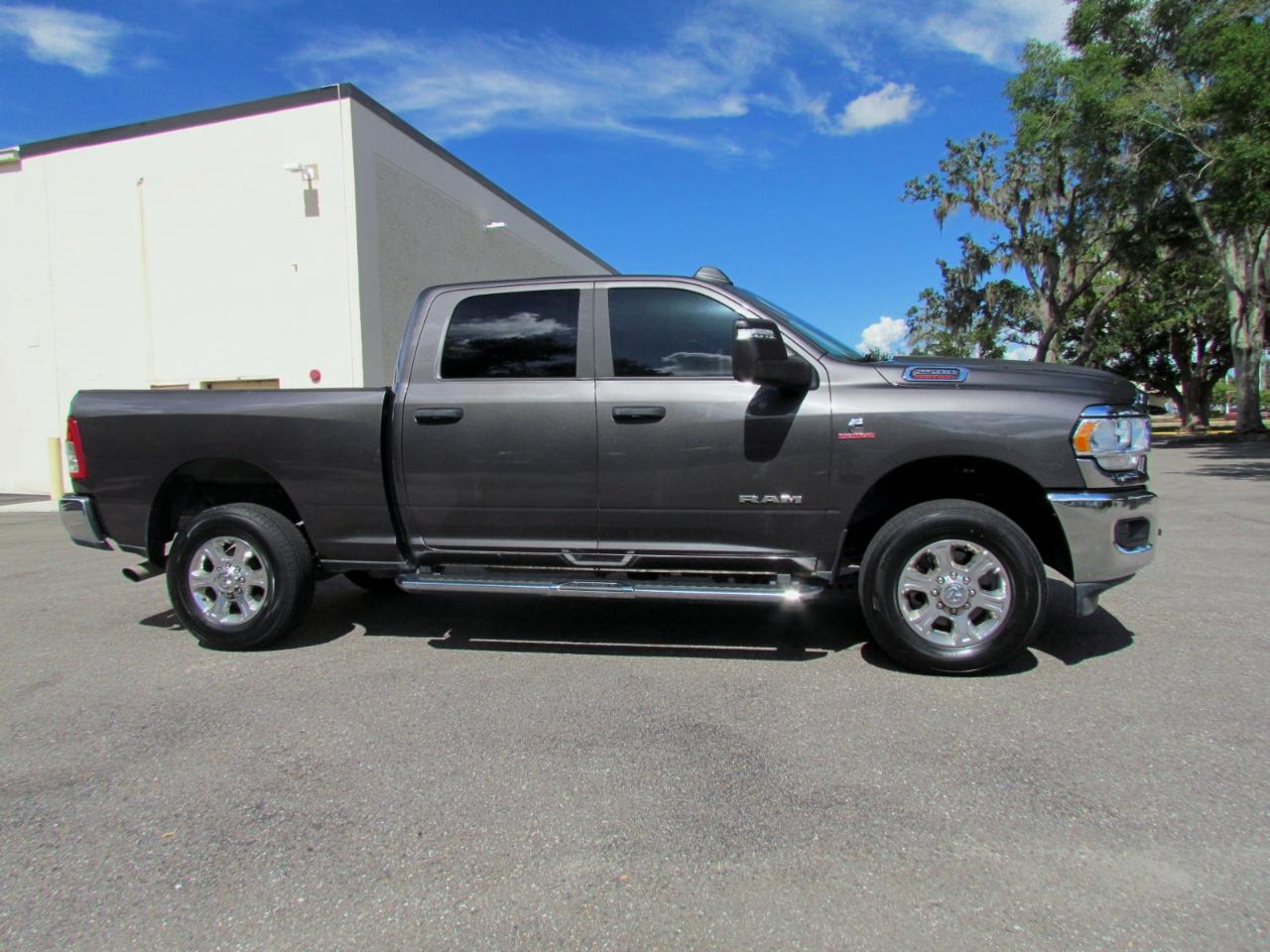 RAM 2500  2024