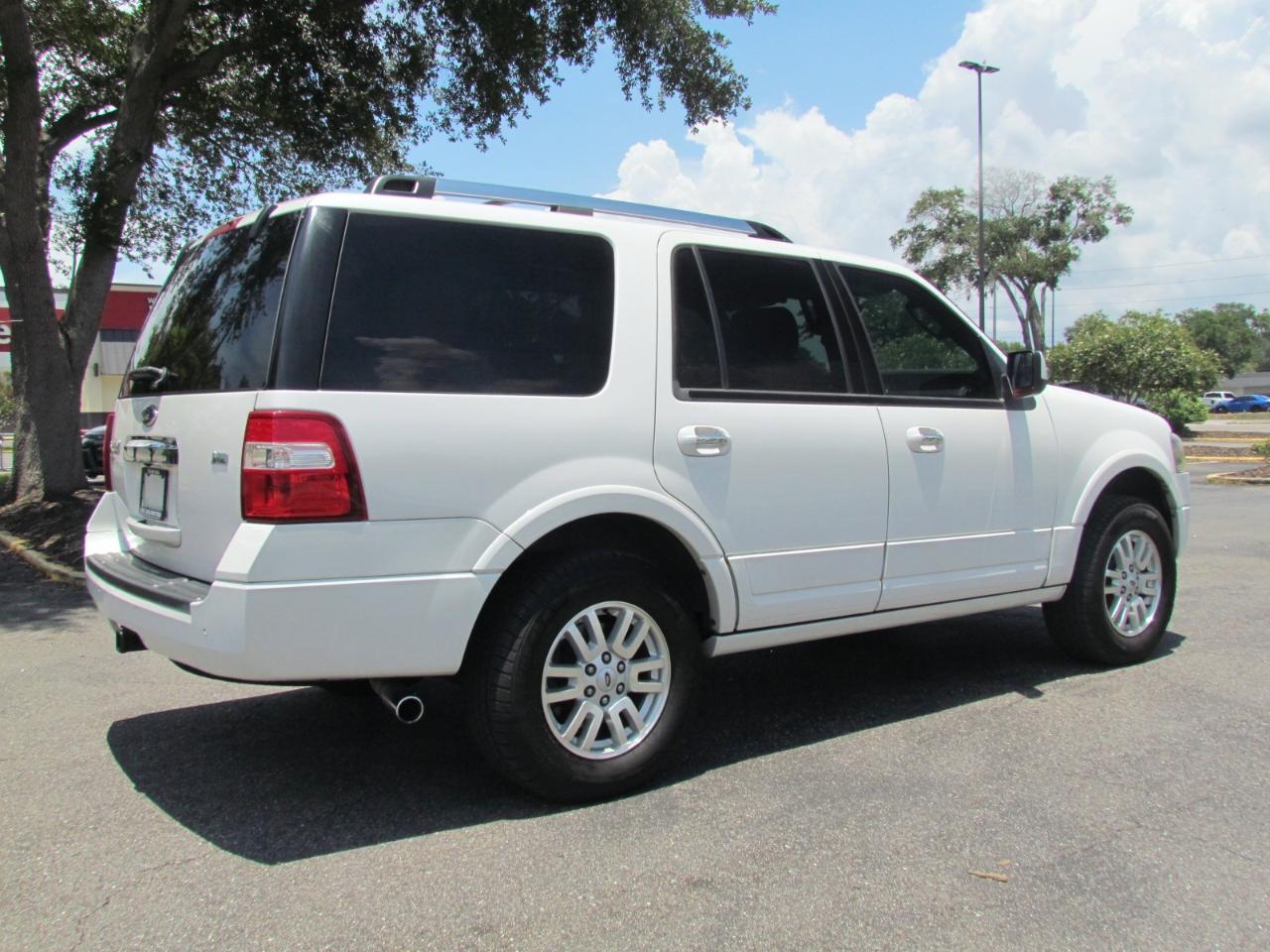 Ford Expedition Limited 4D SUV RWD 2014