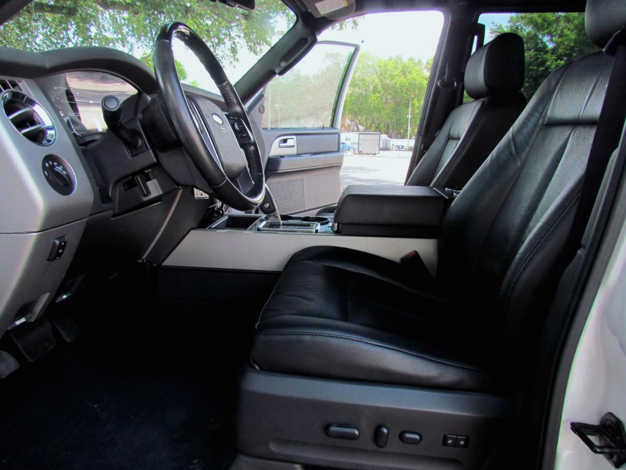 Ford Expedition Limited 4D SUV RWD 2014